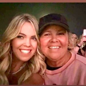 Meet your Posher, Christy